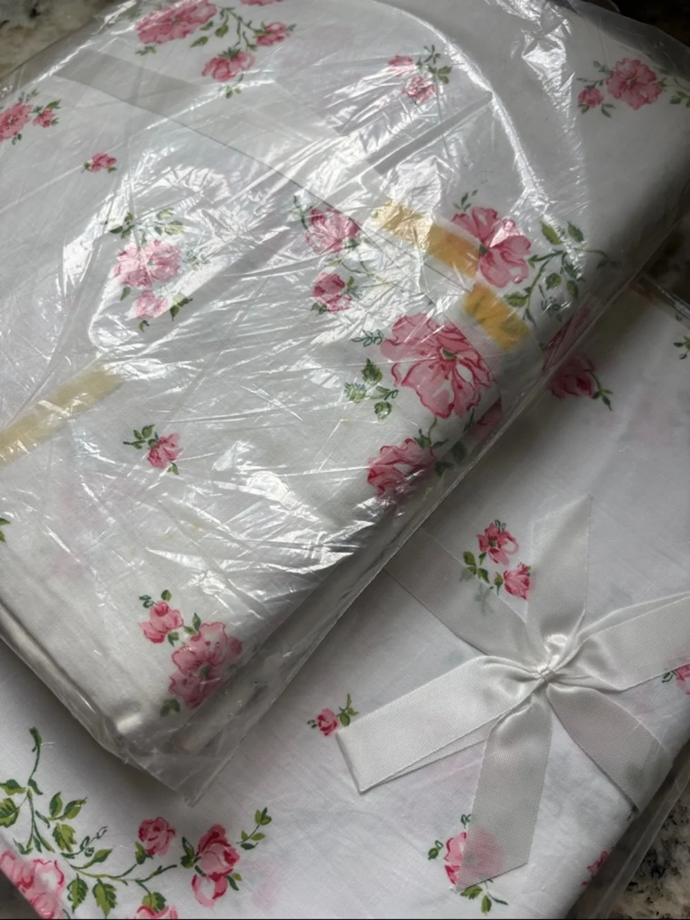 Vintage Penny’s Pencale White Pink Floral Fine Combed (2) Flat Bed Sheets 72x108